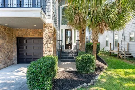 211 Valmar Street Kemah TX 77565