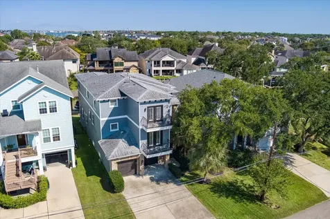 211 Valmar Street Kemah TX 77565