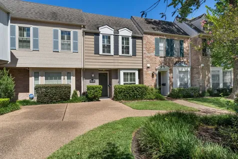 13228 Trail Hollow Drive 3228 Houston TX 77079