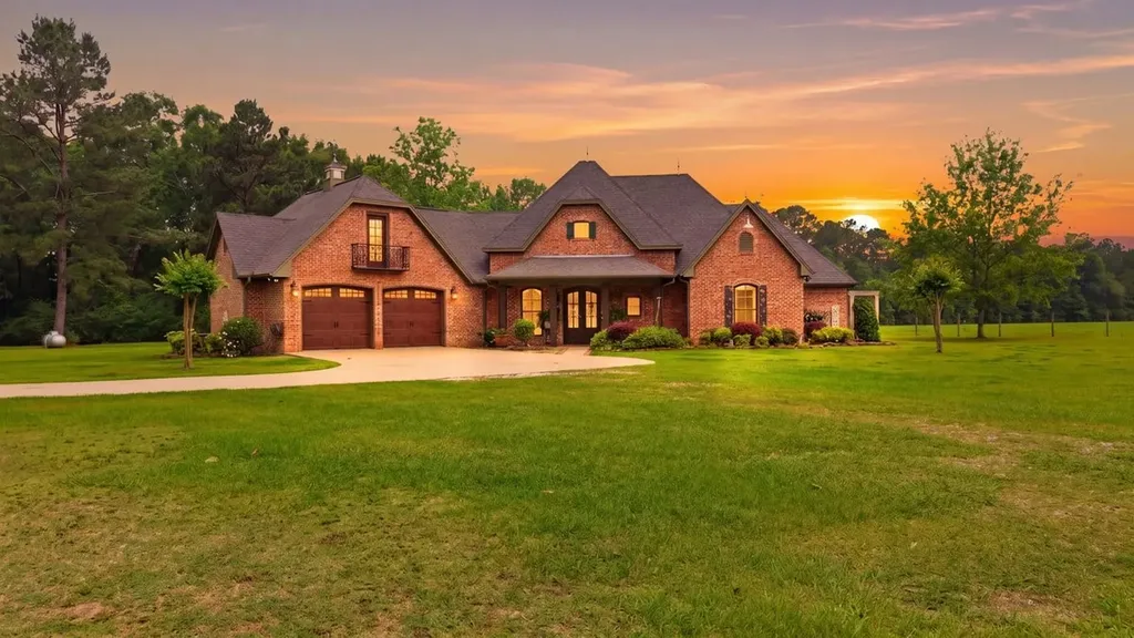 1581 County Road 715 Buna TX 77612