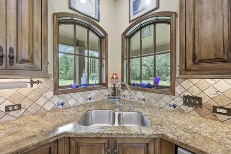 1581 County Road 715 Buna TX 77612