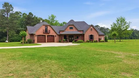 1581 County Road 715 Buna TX 77612