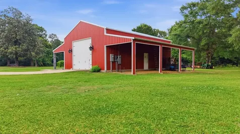 1581 County Road 715 Buna TX 77612