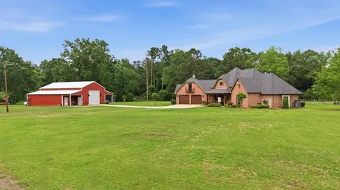 1581 County Road 715 Buna TX 77612