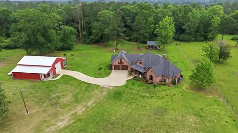 1581 County Road 715 Buna TX 77612