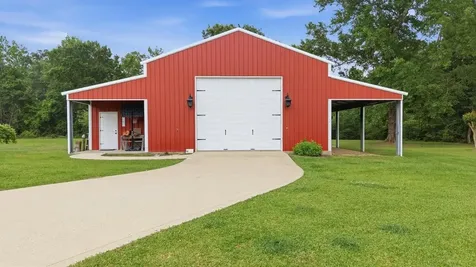 1581 County Road 715 Buna TX 77612