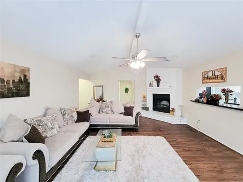 412 Land Grant Drive Richmond TX 77406