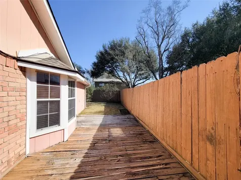 412 Land Grant Drive Richmond TX 77406