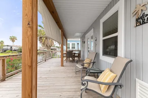 66 Tarpon Street Bayou Vista TX 77563