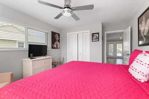 66 Tarpon Street Bayou Vista TX 77563