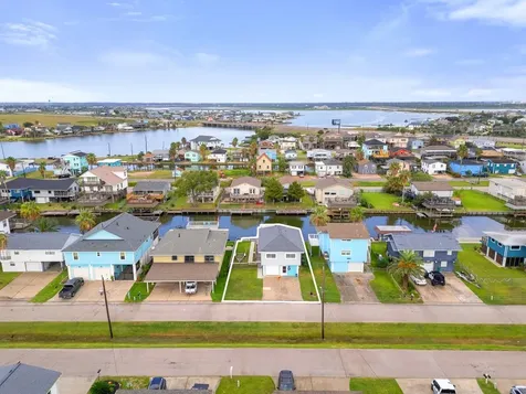 66 Tarpon Street Bayou Vista TX 77563