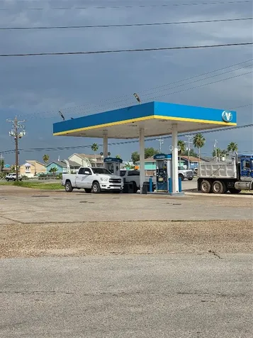 66 Tarpon Street Bayou Vista TX 77563
