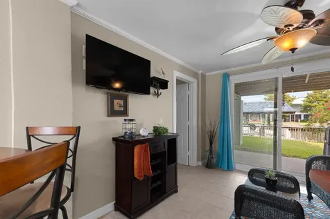66 Tarpon Street Bayou Vista TX 77563