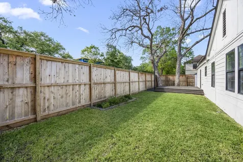 2538 Southgate Boulevard Houston TX 77030