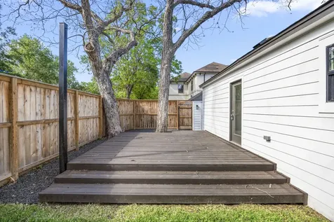 2538 Southgate Boulevard Houston TX 77030