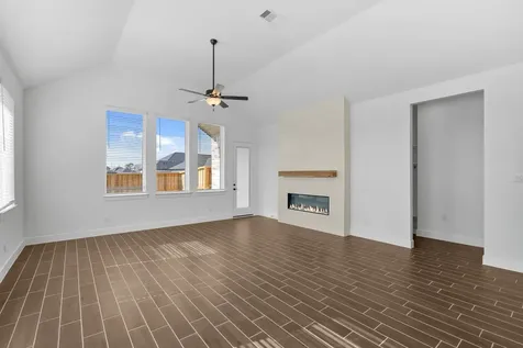12011 Canal View Boulevard Mont Belvieu TX 77523