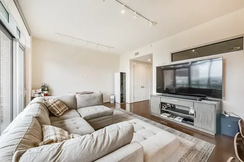 2207 Bancroft Street 706 Houston TX 77027