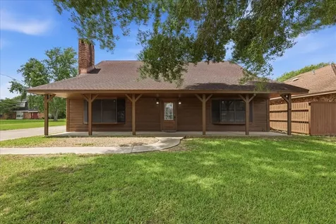3105 Price Street Nederland TX 77627