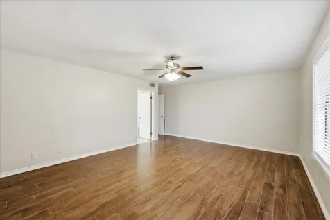 3105 Price Street Nederland TX 77627