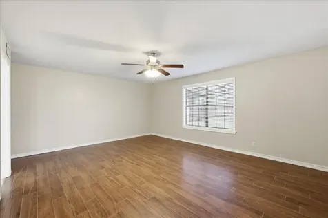 3105 Price Street Nederland TX 77627