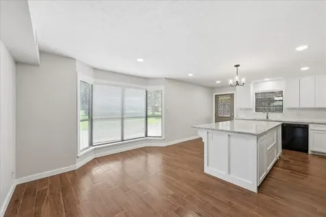 3105 Price Street Nederland TX 77627
