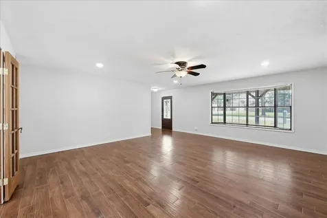 3105 Price Street Nederland TX 77627