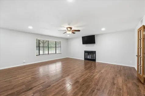 3105 Price Street Nederland TX 77627