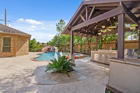 7303 Starry Night Katy TX 77494