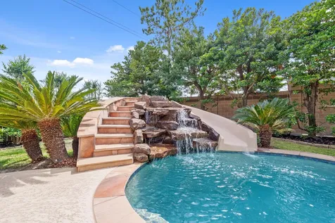 7303 Starry Night Katy TX 77494