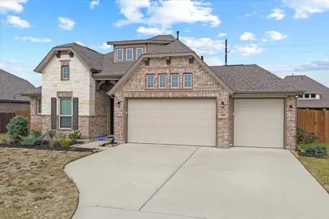 7111 Hillside Avenue Mont Belvieu TX 77523