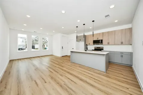 5201 Fairchild Street A Or B Houston TX 77028