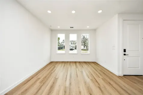 5201 Fairchild Street A Or B Houston TX 77028