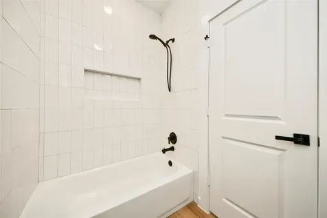 5201 Fairchild Street A Or B Houston TX 77028