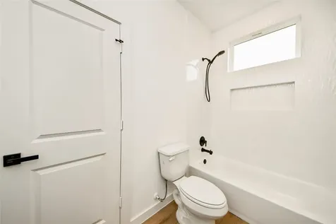 5201 Fairchild Street A Or B Houston TX 77028
