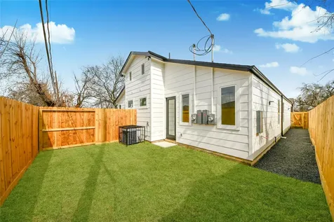5201 Fairchild Street A Or B Houston TX 77028