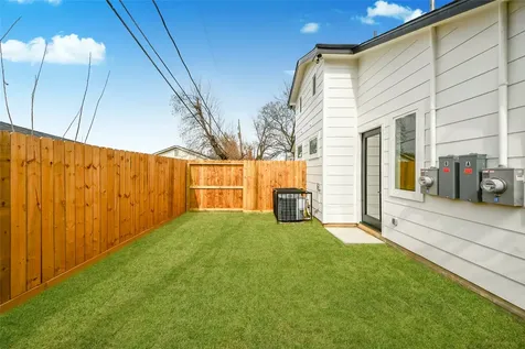 5201 Fairchild Street A Or B Houston TX 77028