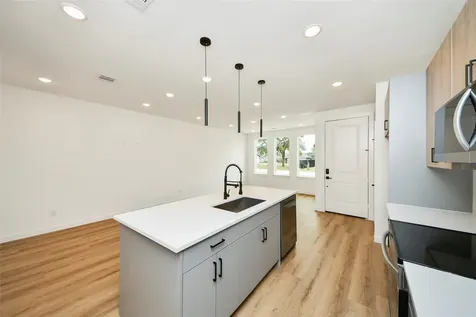 5201 Fairchild Street A Or B Houston TX 77028