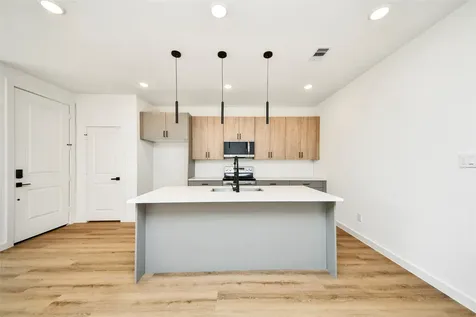 5201 Fairchild Street A Or B Houston TX 77028
