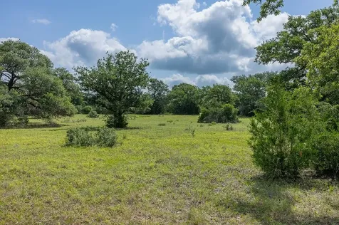 1561 County Road 154 Weimar TX 78934