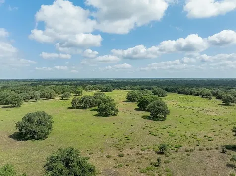 1561 County Road 154 Weimar TX 78934