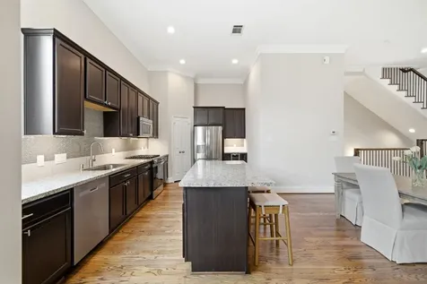 1617 Shearn Street Houston TX 77007