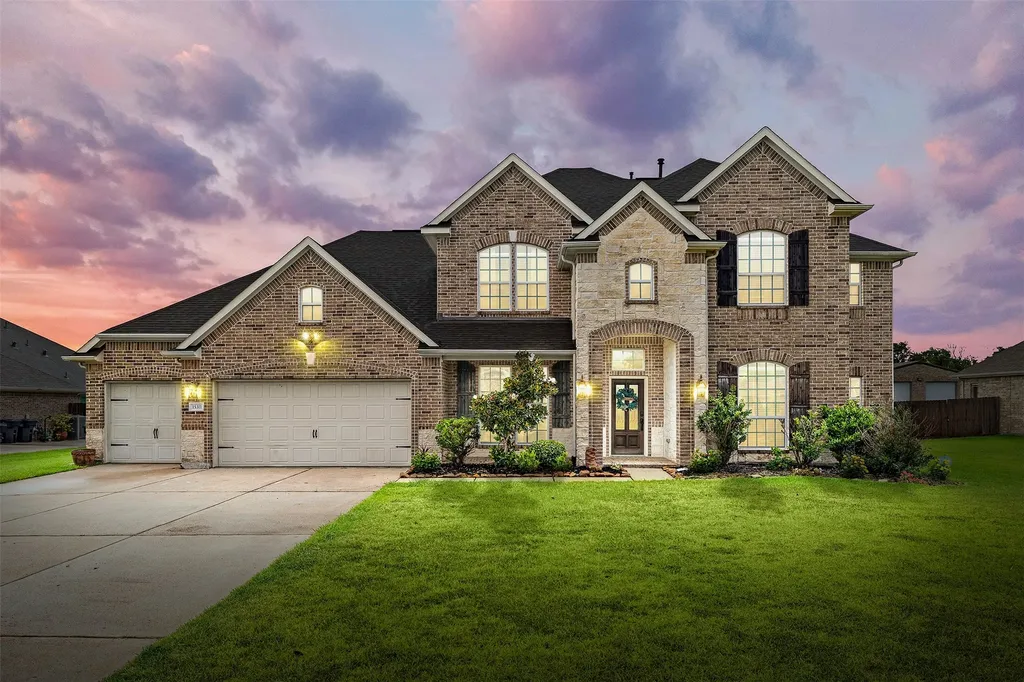 15311 Icet Creek Avenue Mont Belvieu TX 77523