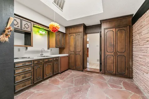 7846 Santa Elena Street Houston TX 77061