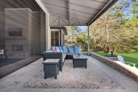 9050 Legacy Creek Court Montgomery TX 77316