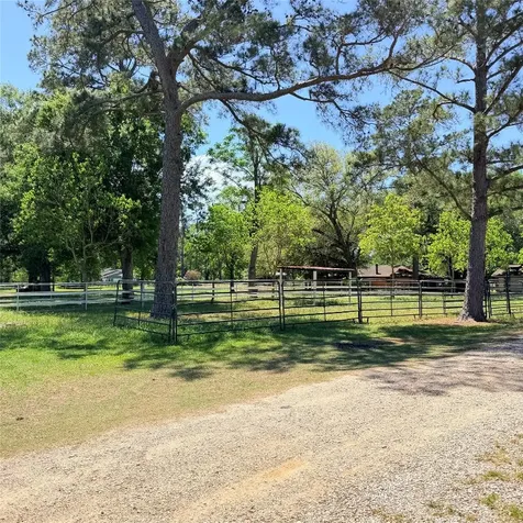 26427 1/2 Dobbin Huffsmith Road Road Magnolia TX 77354