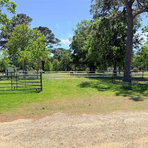 26427 1/2 Dobbin Huffsmith Road Road Magnolia TX 77354