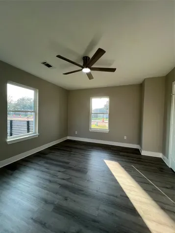 723 N Meyer Street Sealy TX 77474