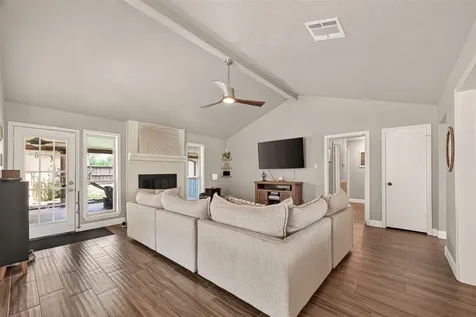 1925 Winding Creek Drive Pearland TX 77581