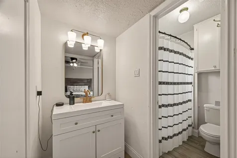 1925 Winding Creek Drive Pearland TX 77581