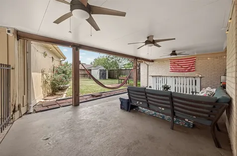 1925 Winding Creek Drive Pearland TX 77581